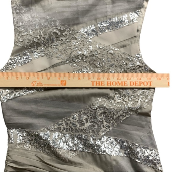 ALICE + OLIVIA Sleeveless Silver Champagne Sequin Mesh Cocktail Dress - Size 6 - Picture 7 of 9